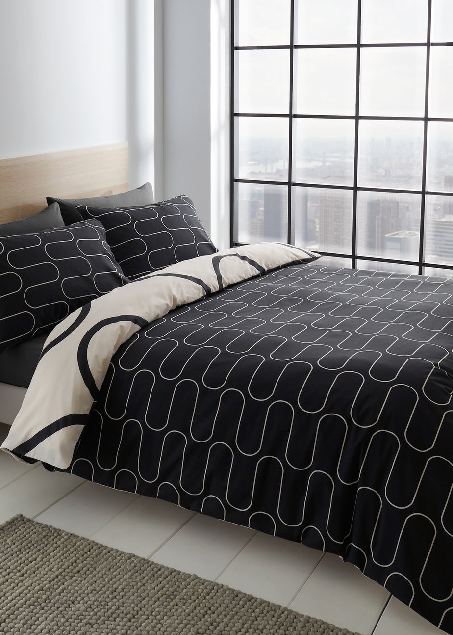 Catherine Lansfield Linear Curve Geometric Black Reversible Duvet Cover Set