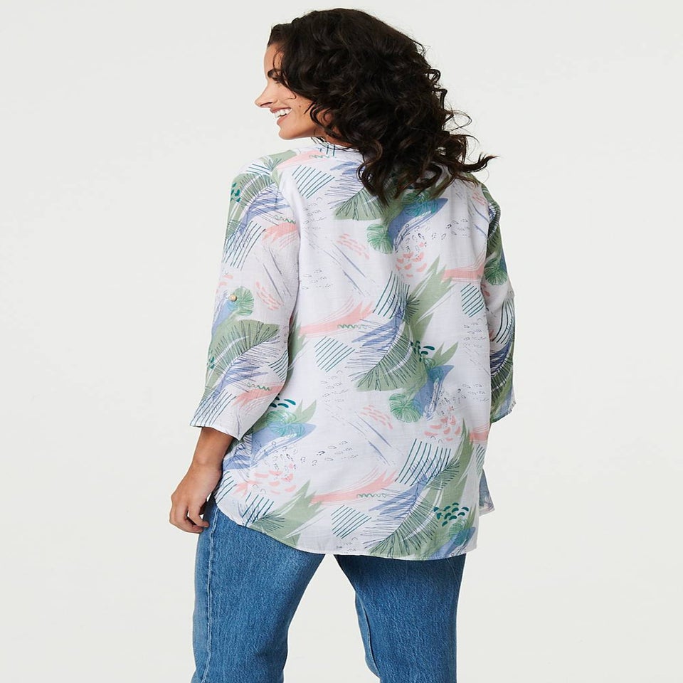 Izabel London Sage Abstract 3/4 Sleeve Relaxed Blouse