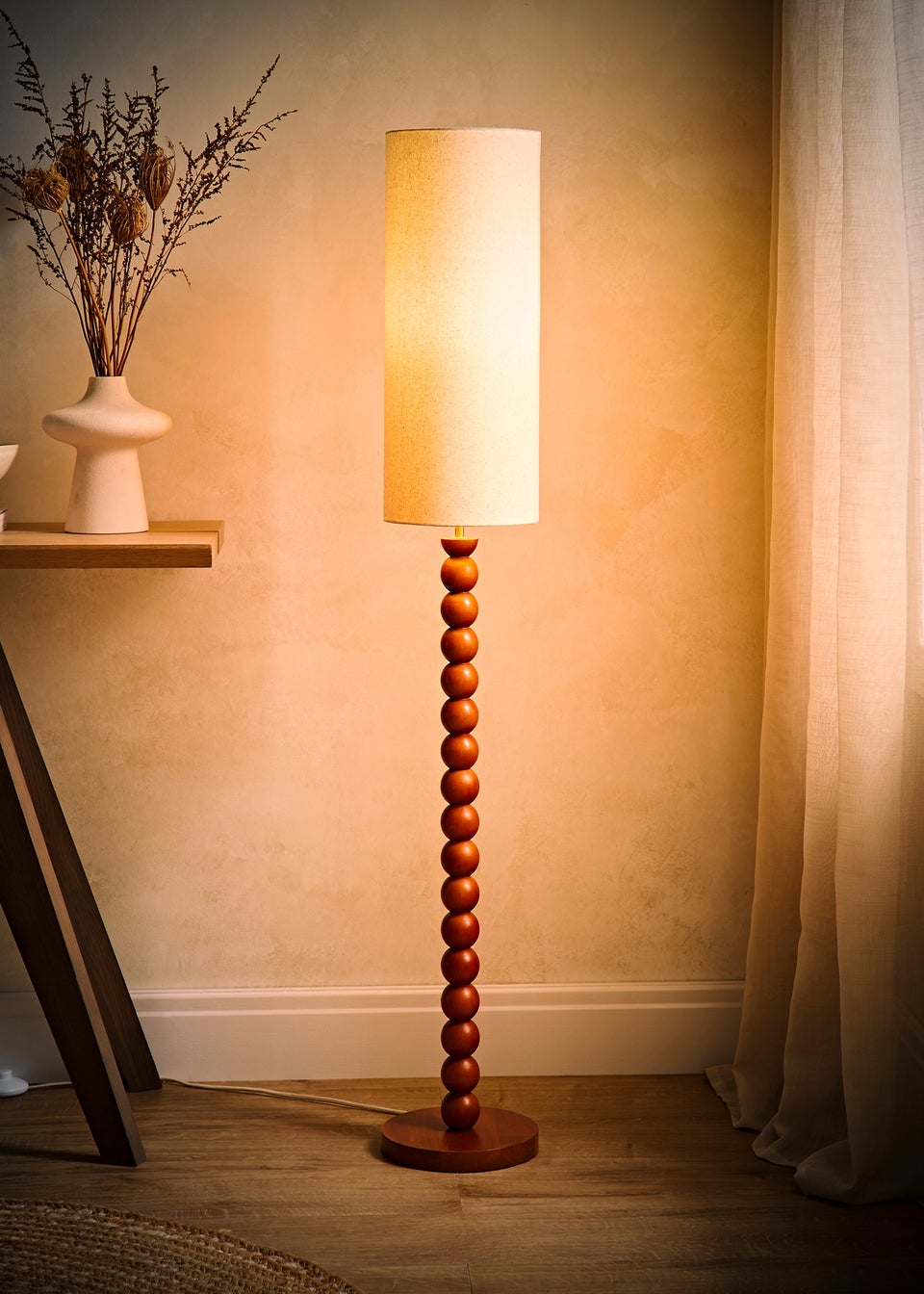 ValueLights Wyatt Linen Tall Lamp Shade Walnut Wood Bobbin Floor Lamp