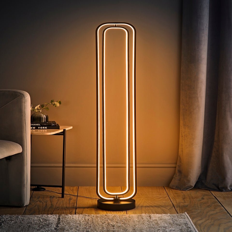 ValueLights Infinity Matte Black LED Floor Lamp