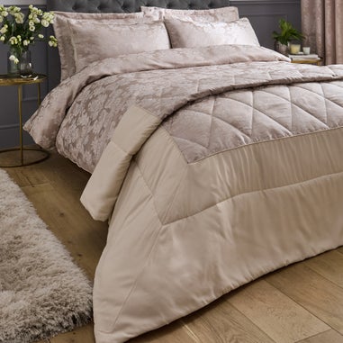 Catherine Lansfield Champagne Gold Damask Jacquard Bedspread