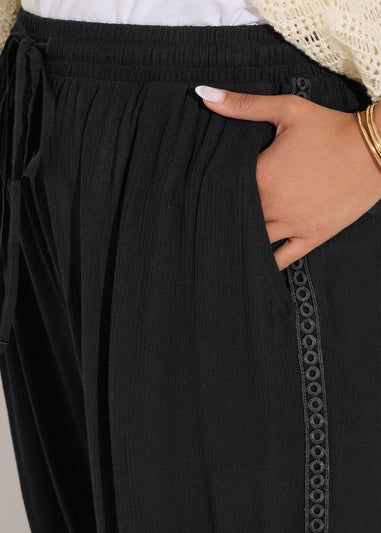 Yours Curve Black Crochet Trim Cropped Trousers