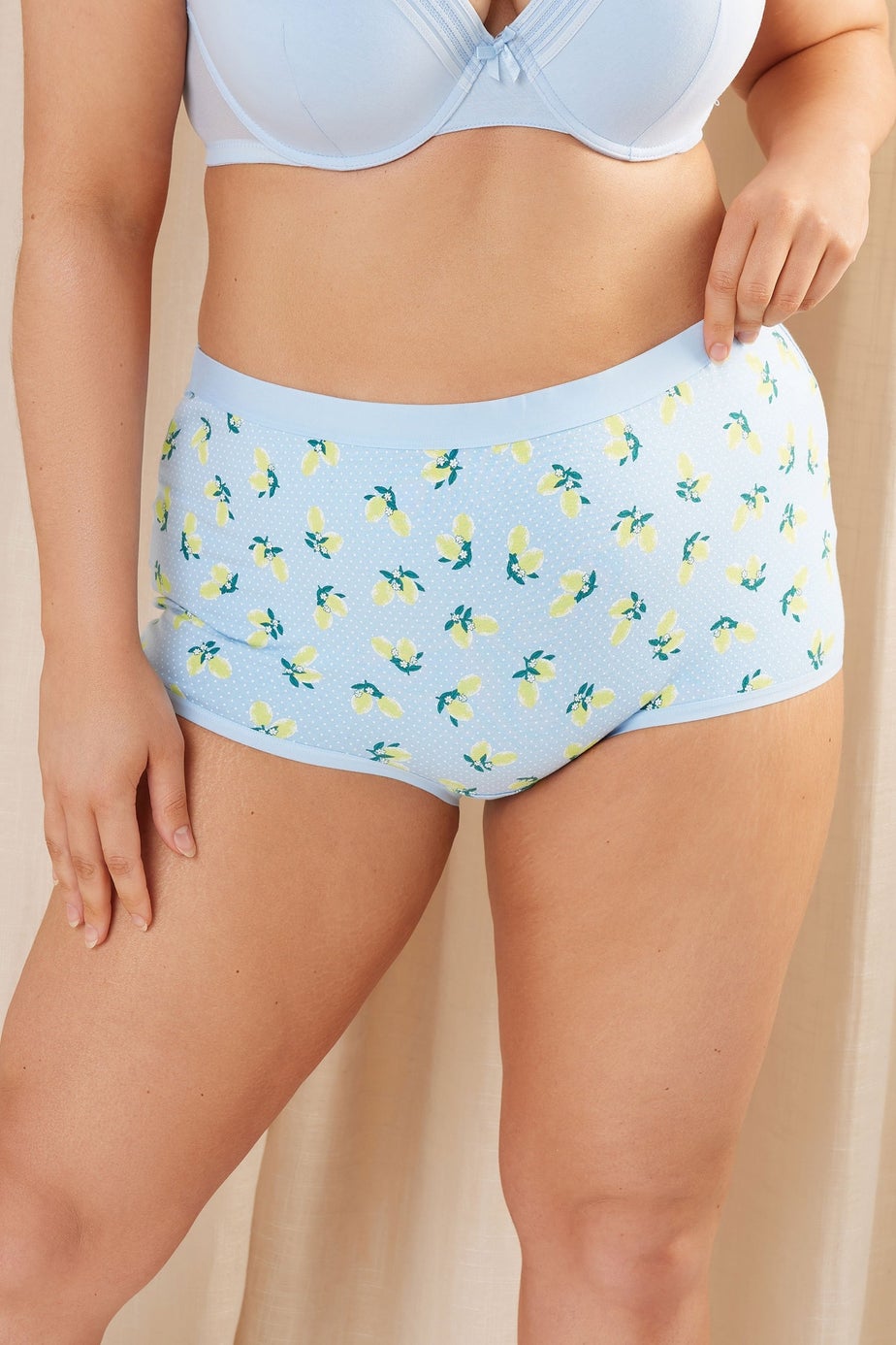 Yours Curve 5 Pack Blue & Grey Lemon Print Shorts