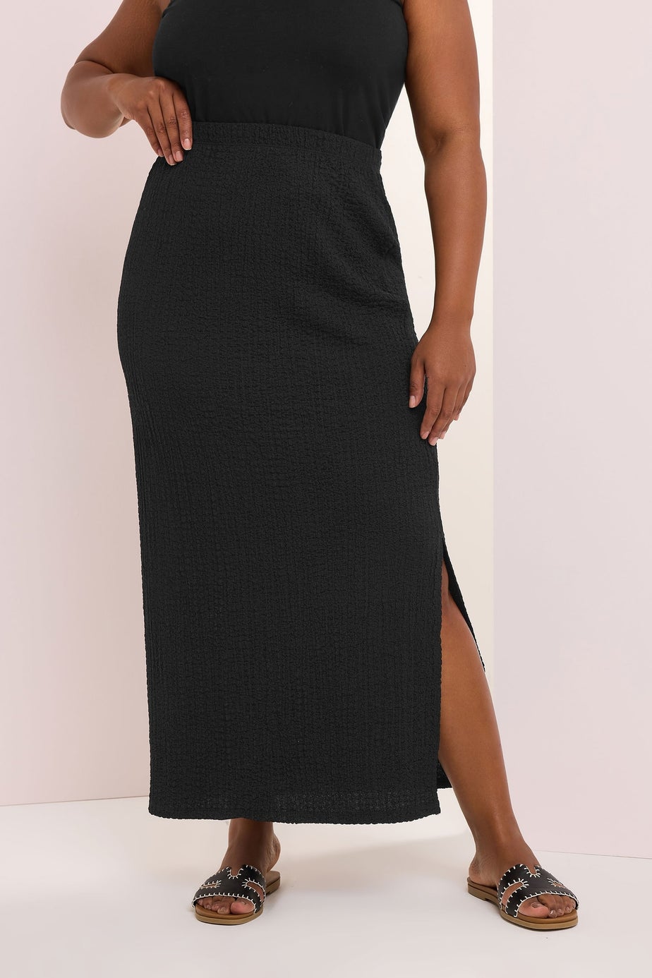 Yours Curve Black Textured Side Split Maxi Skirt
