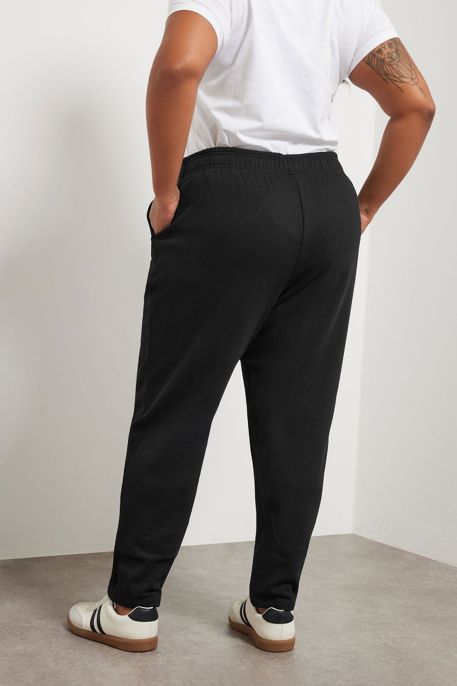 Yours Curve Black Tapered Leg Joggers