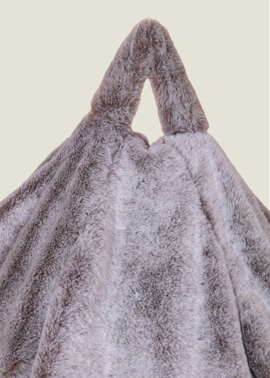 Kaikoo Soft Grey Fur Beanbag