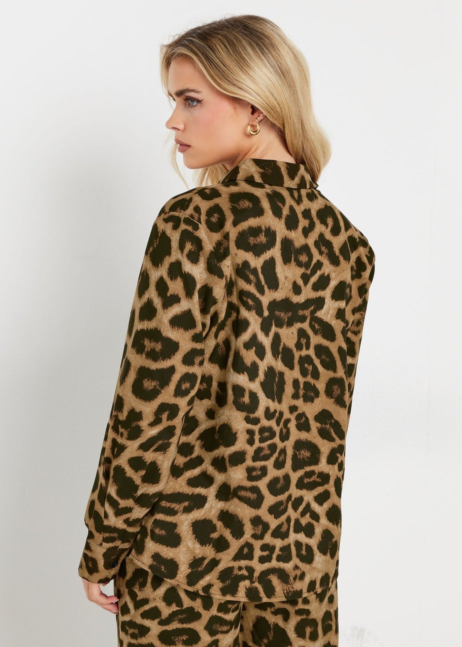 PixieGirl Petite Brown Leopard Print Long Sleeve Shirt