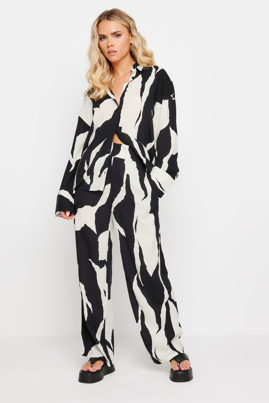 PixieGirl Petite Black Mono Abstract Print Shirt