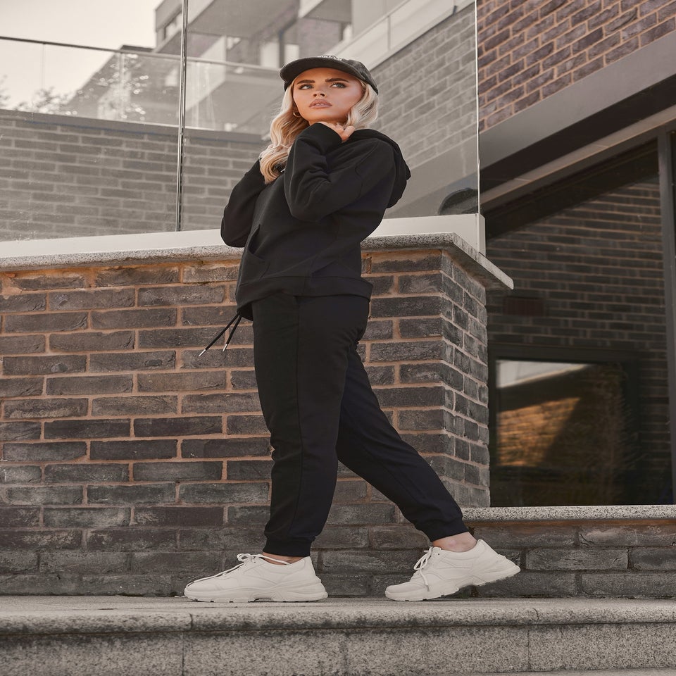 PixieGirl Petite Black Elasticated Waist Cuffed Joggers