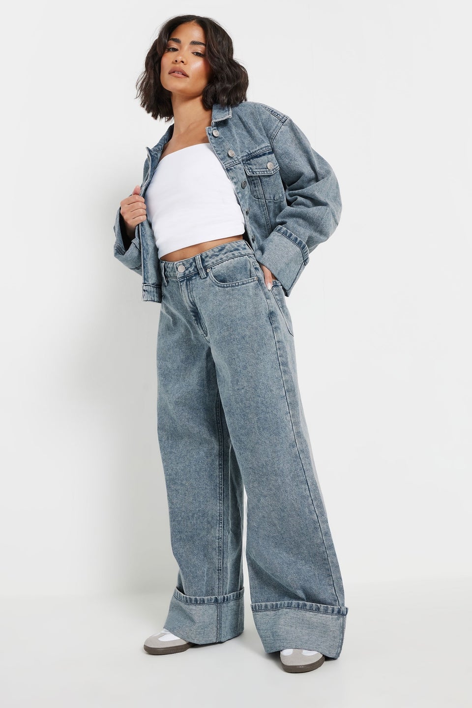 PixieGirl Petite Blue Wash Denim Turn Up Jeans