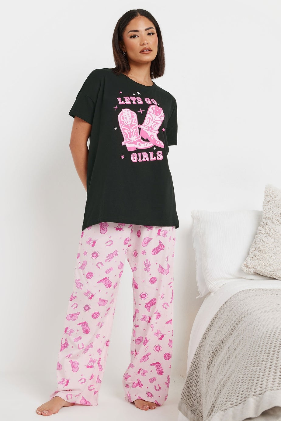 PixieGirl Petite Hot Pink 'Let's Go Girls' Cowboy Slogan Pyjama Set