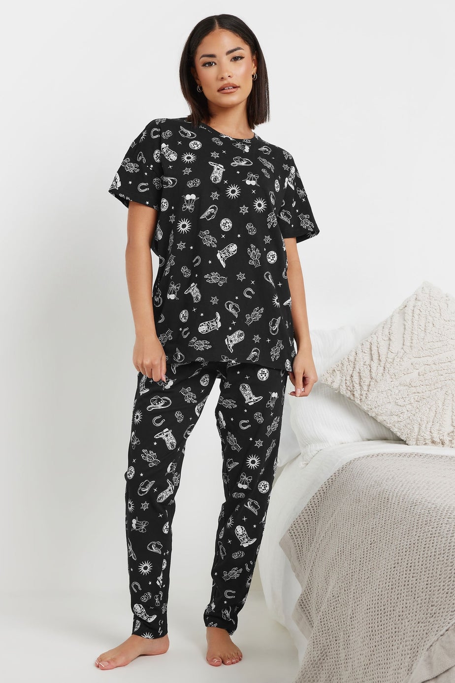 PixieGirl Petite Black Cowboy Graphic Tapered Pyjama Set