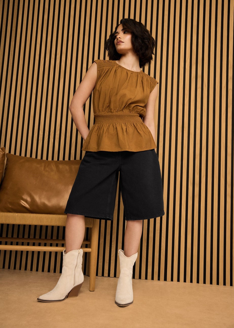 PixieGirl Petite Black Denim Jorts