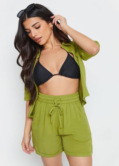 PixieGirl Petite Green Textured Tie Waist Shorts