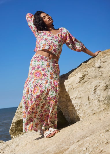 PixieGirl Petite White Abstract Tile Tiered Maxi Skirt