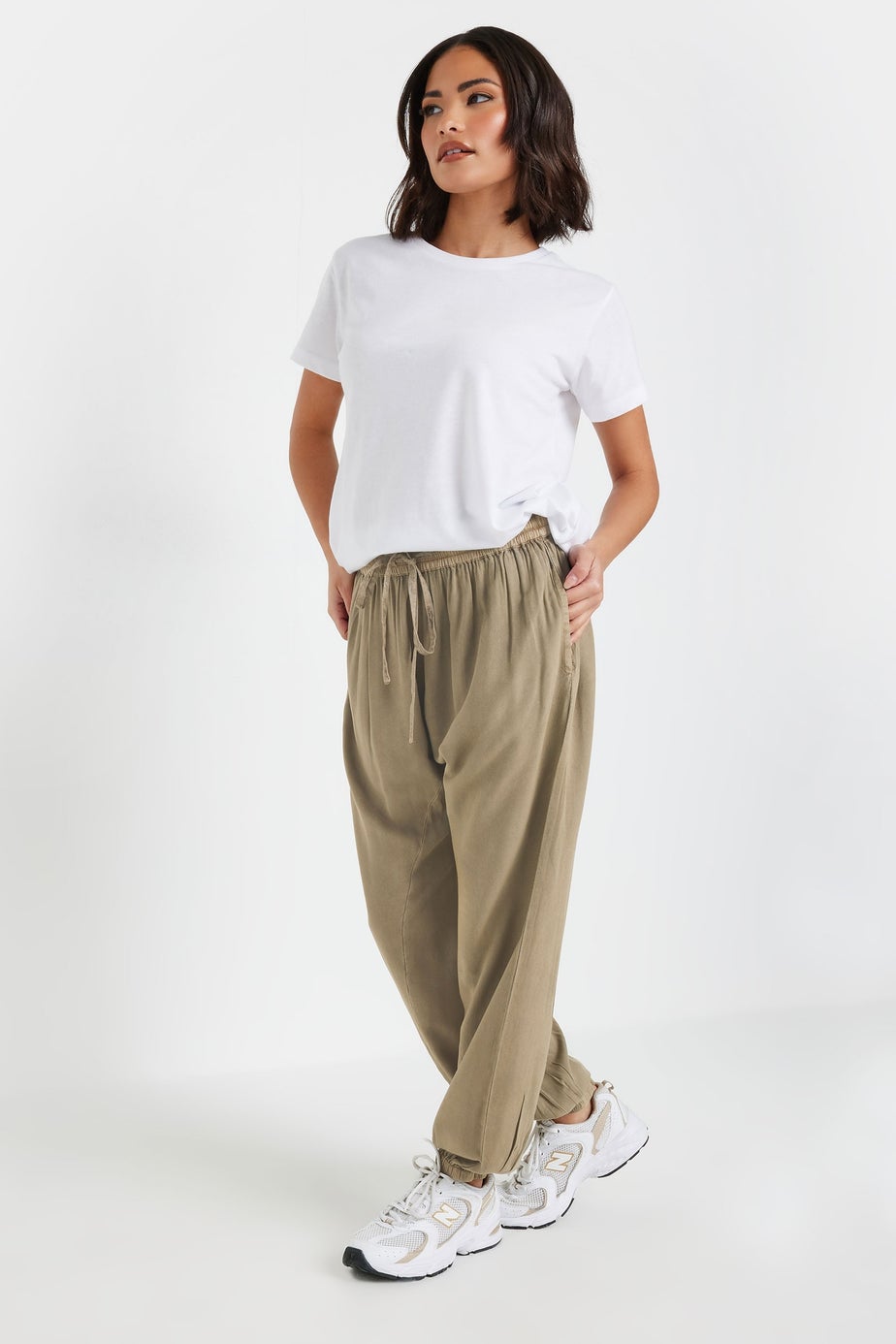 PixieGirl Petite Brown Seam Detail Cuffed Trousers