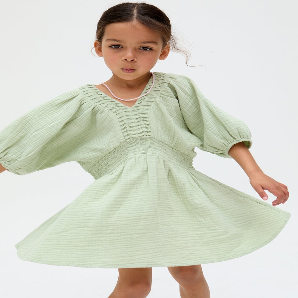 Raffya Kids Green Soipoi Ruched V-neck Dress (3-9 Years)