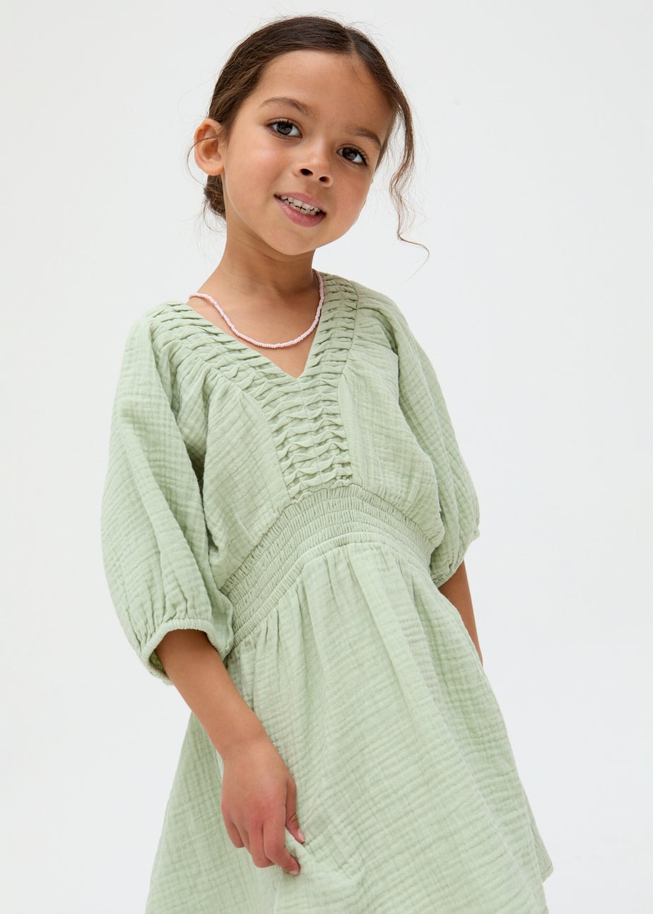 Raffya Kids Green Soipoi Ruched V-neck Dress (3-9 Years)