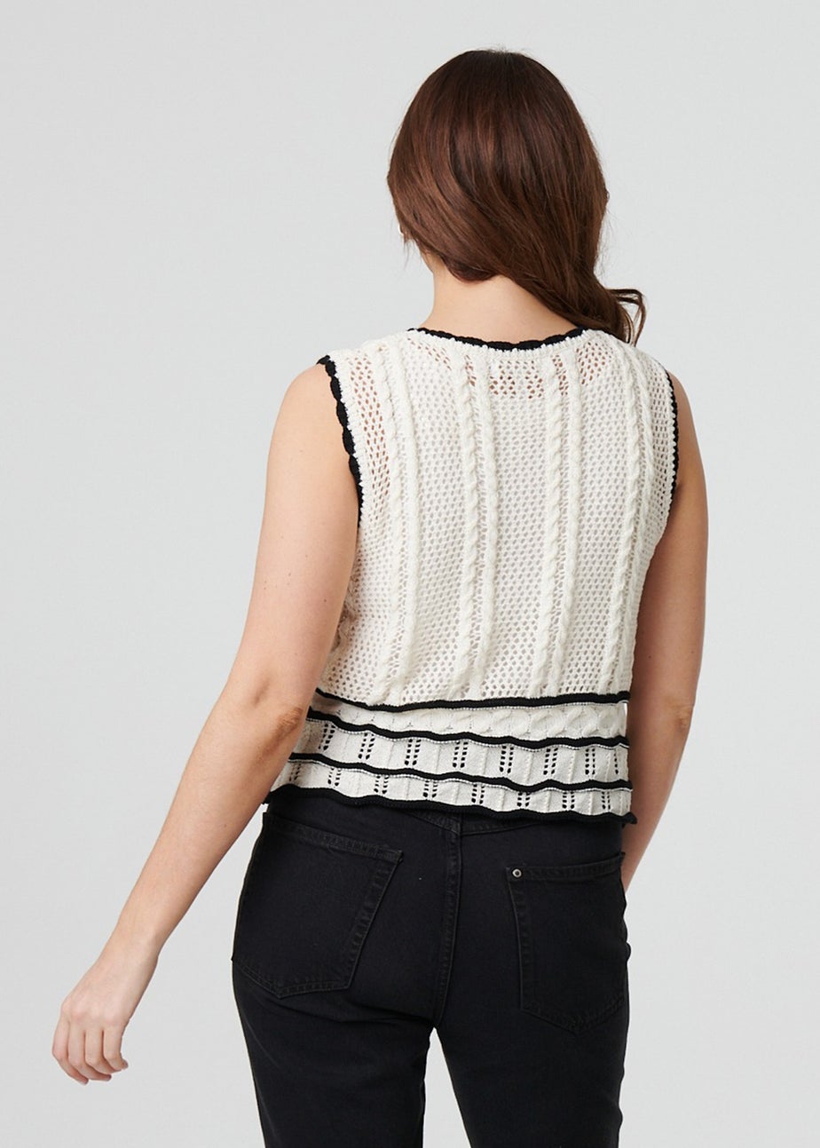 Izabel London White Textured Knit Contrast Trim Cropped Vest