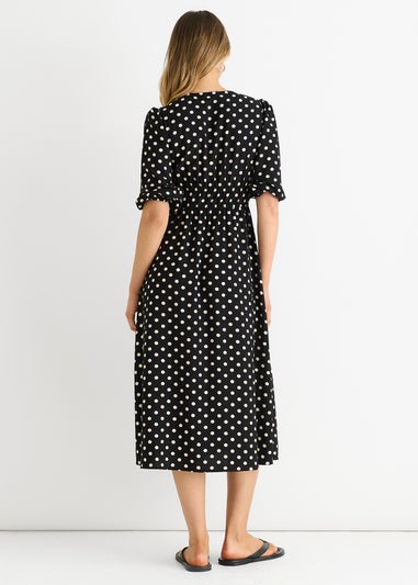 Gini London Black Spot Print Shirred Waist Shift Midi Dress