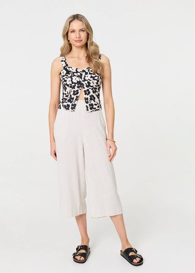 Izabel London Black Floral Sleeveless Split Front Crop Top