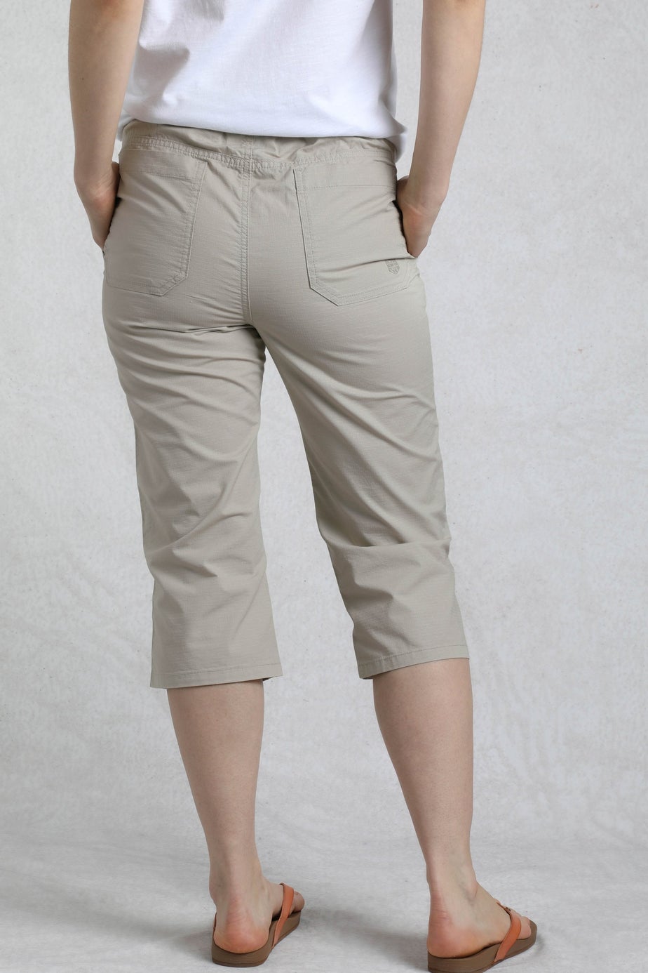 Weird Fish Oyster Anyar 3/4 Length Ripstop Trousers