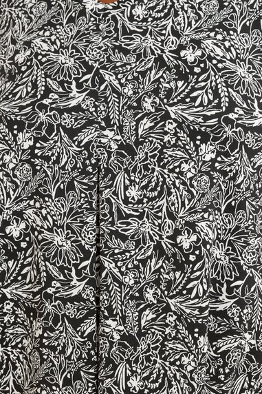 Yours Curve Black & White Floral Pleat Front Vest Top