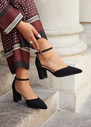 Linzi Davina Wide Fit Black Faux Suede Court Heel