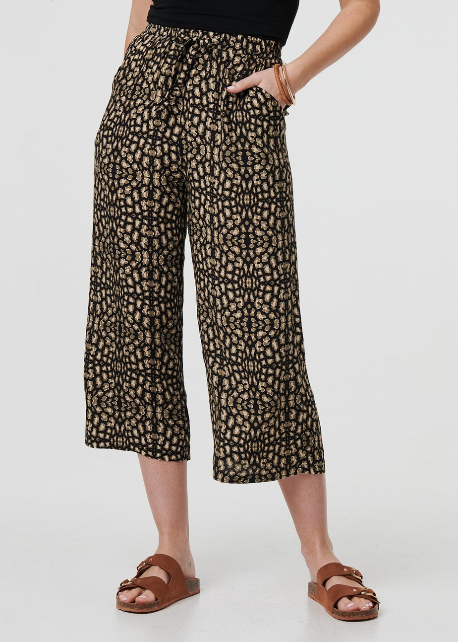 Izabel London Black Printed Drawstring Waist Crop Trousers