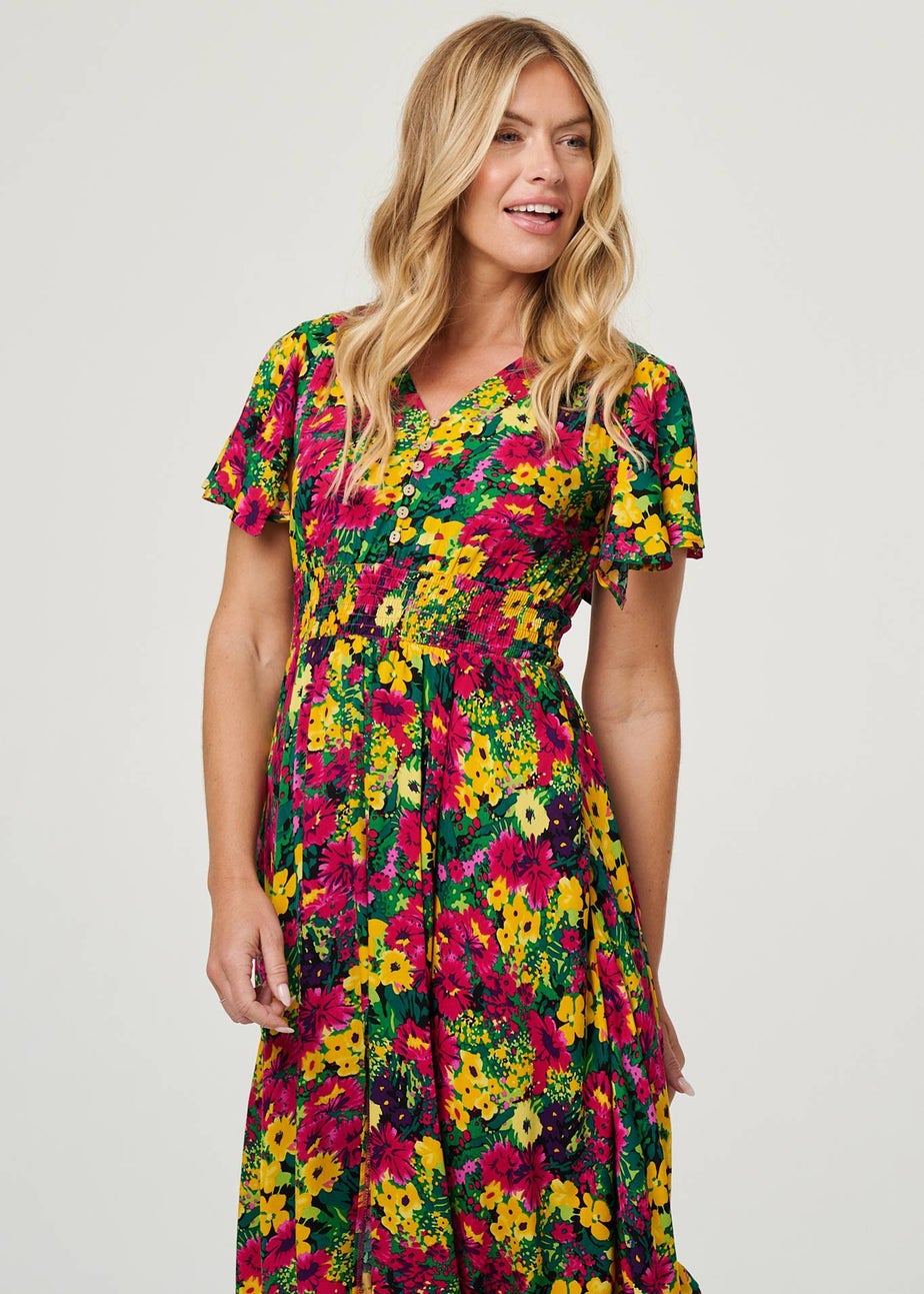 Izabel London Green Floral Shirred Short Sleeve Midi Dress