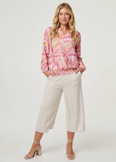 Izabel London Pink Floral Shirred 3/4 Sleeve V-Neck Blouse