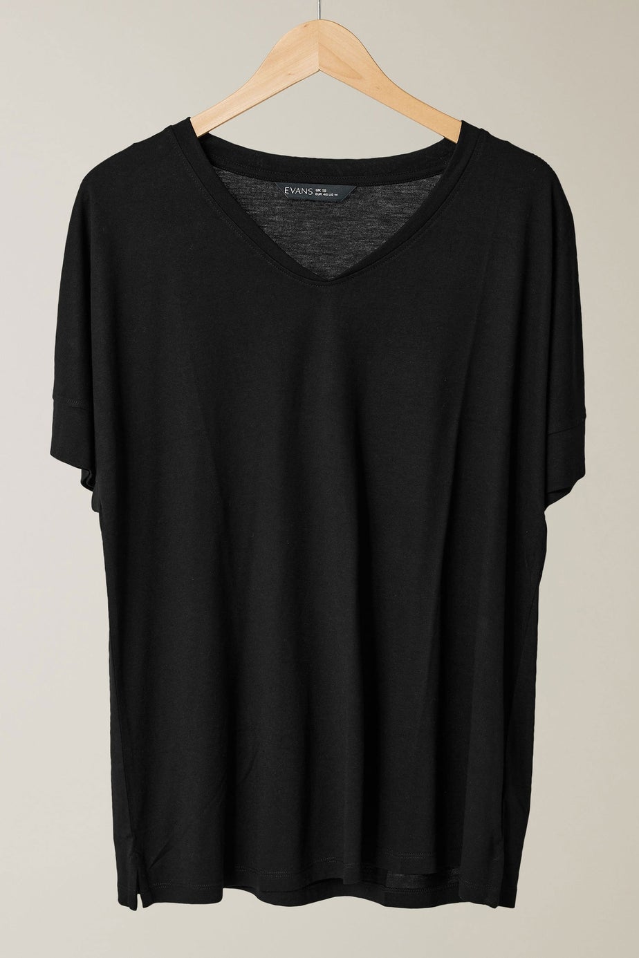 Evans Curve Black V-Neck Modal Rich T-Shirt