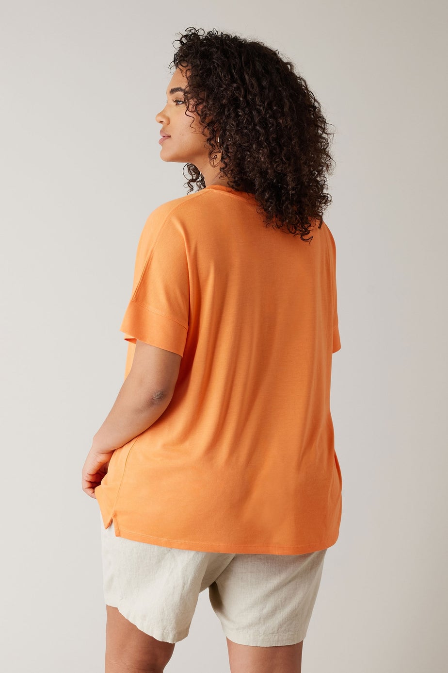 Evans Curve Orange V-Neck Modal Rich T-Shirt