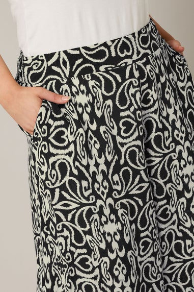 Evans Curve Black & White Abstract Print Wide Leg Trousers