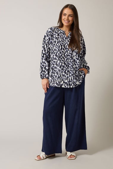 EVANS Curve Black & White Abstract Print Frill Neck Blouse