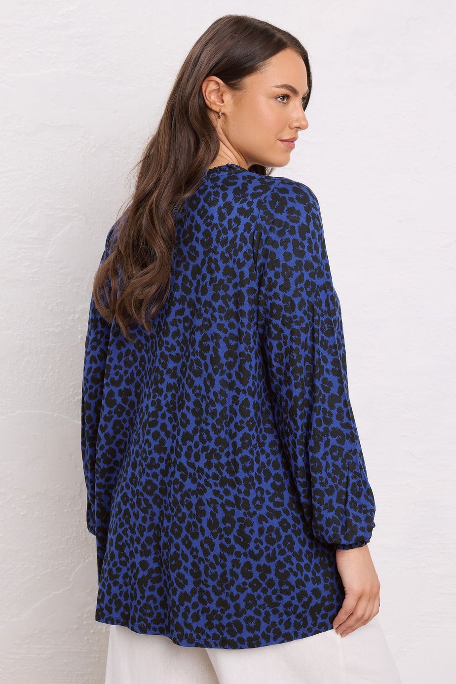 EVANS Curve Blue Animal Print Tie Neck Top