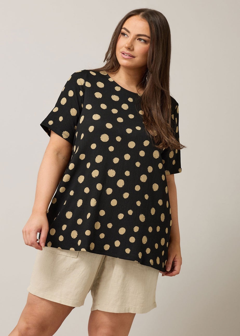 Evans Curve Black Crepe Spot Print Top