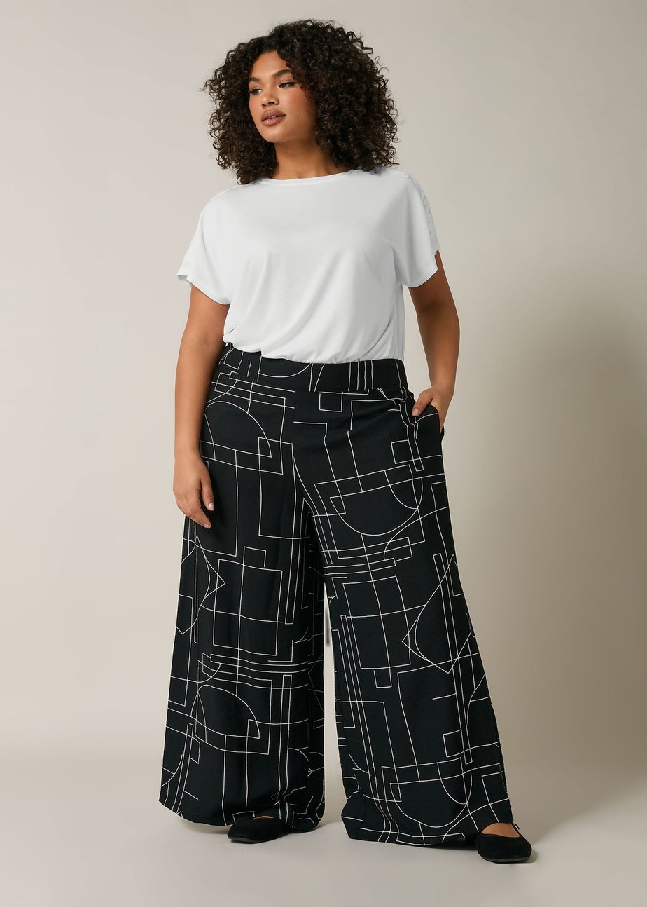 Evans Curve White Crochet Shoulder Modal Rich T-Shirt