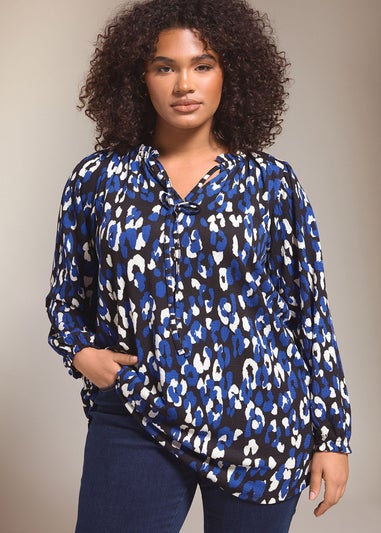 EVANS Curve Blue Animal Print Jersey Crepe Blouse