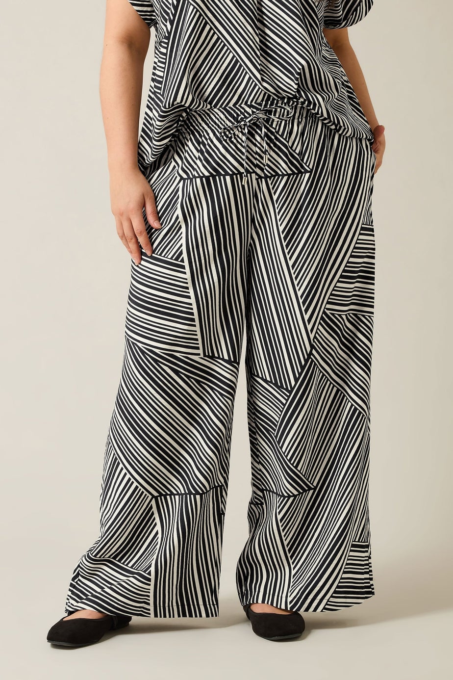 Evans Curve Black Stripe Print Wide Leg Trousers