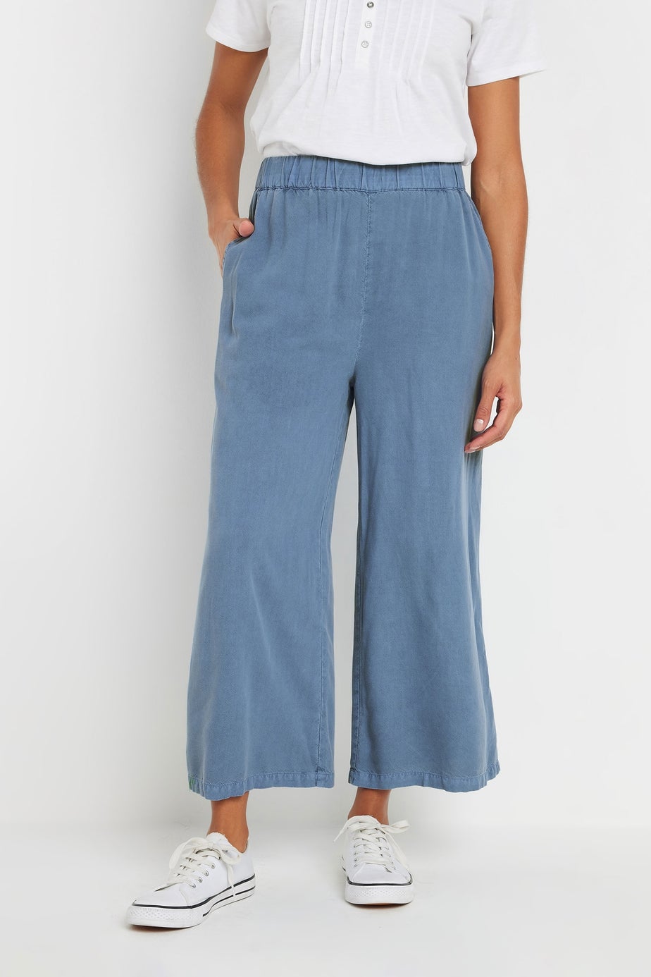M&Co Blue Acid Wash Wide Leg Culottes