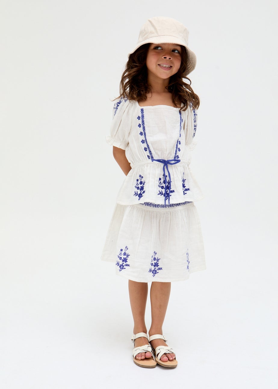 Raffya Kids White Ally Paneled Waist Embroidered Skirt (3-9 Years)