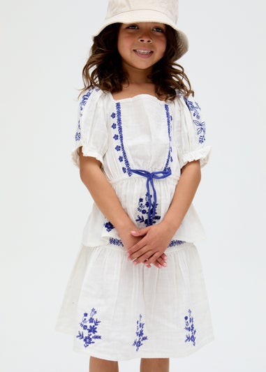 Raffya Kids White Ally Paneled Waist Embroidered Skirt (3-9 Years)