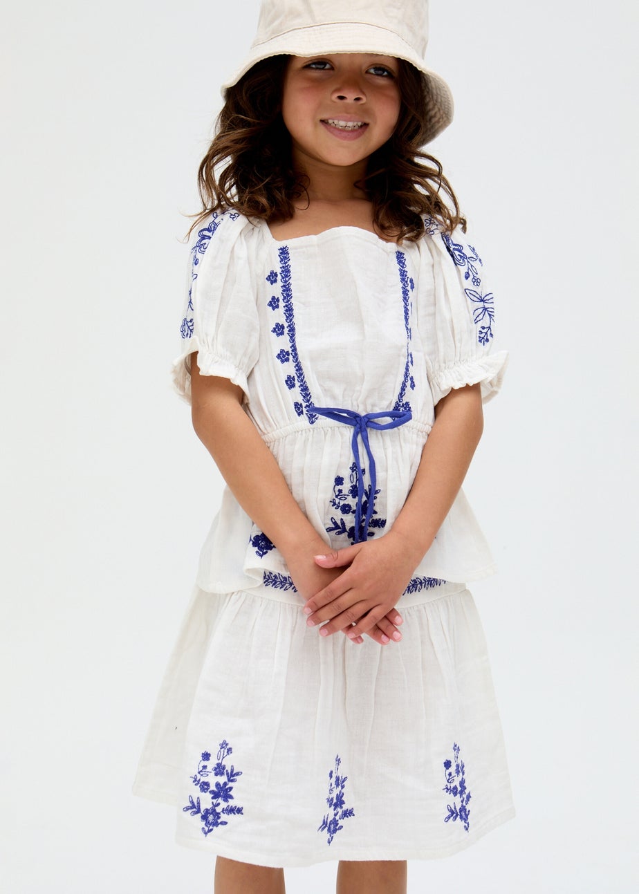 Raffya Kids White Ally Paneled Waist Embroidered Skirt (3-9 Years)