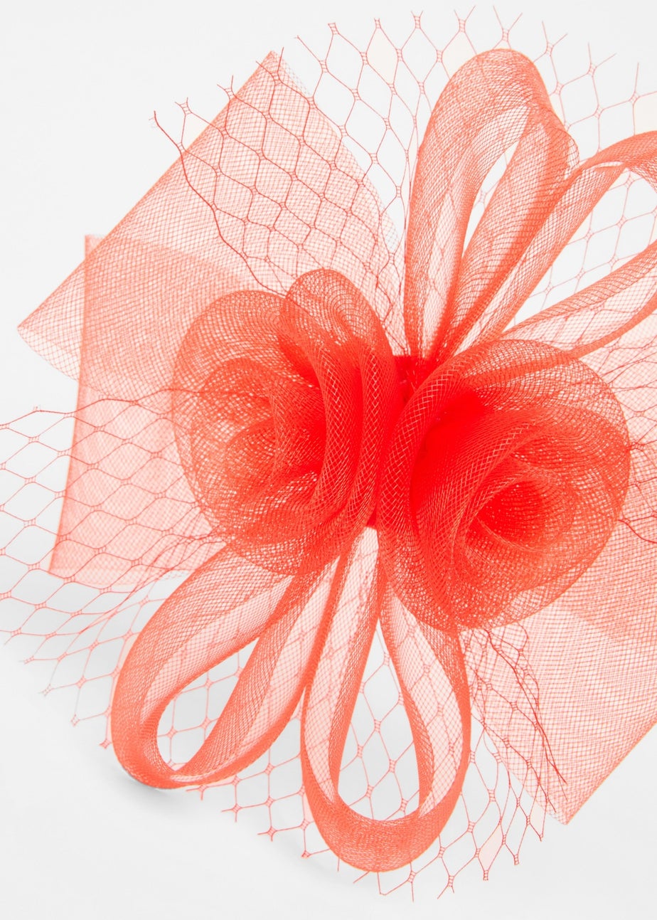 Quiz Red Flower Clip Fascinator