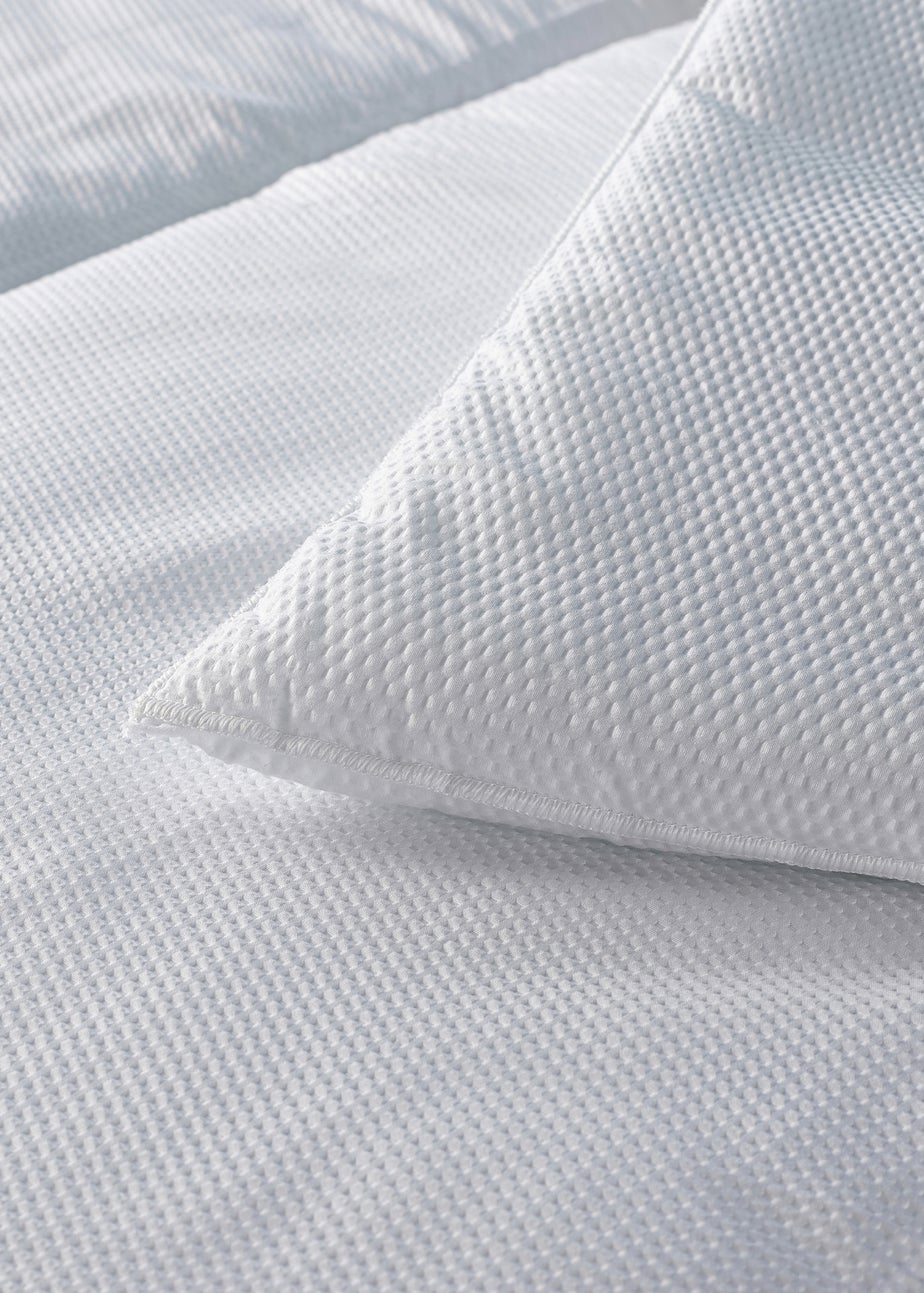 Downland White Waffle Duvet (10.5 Tog)