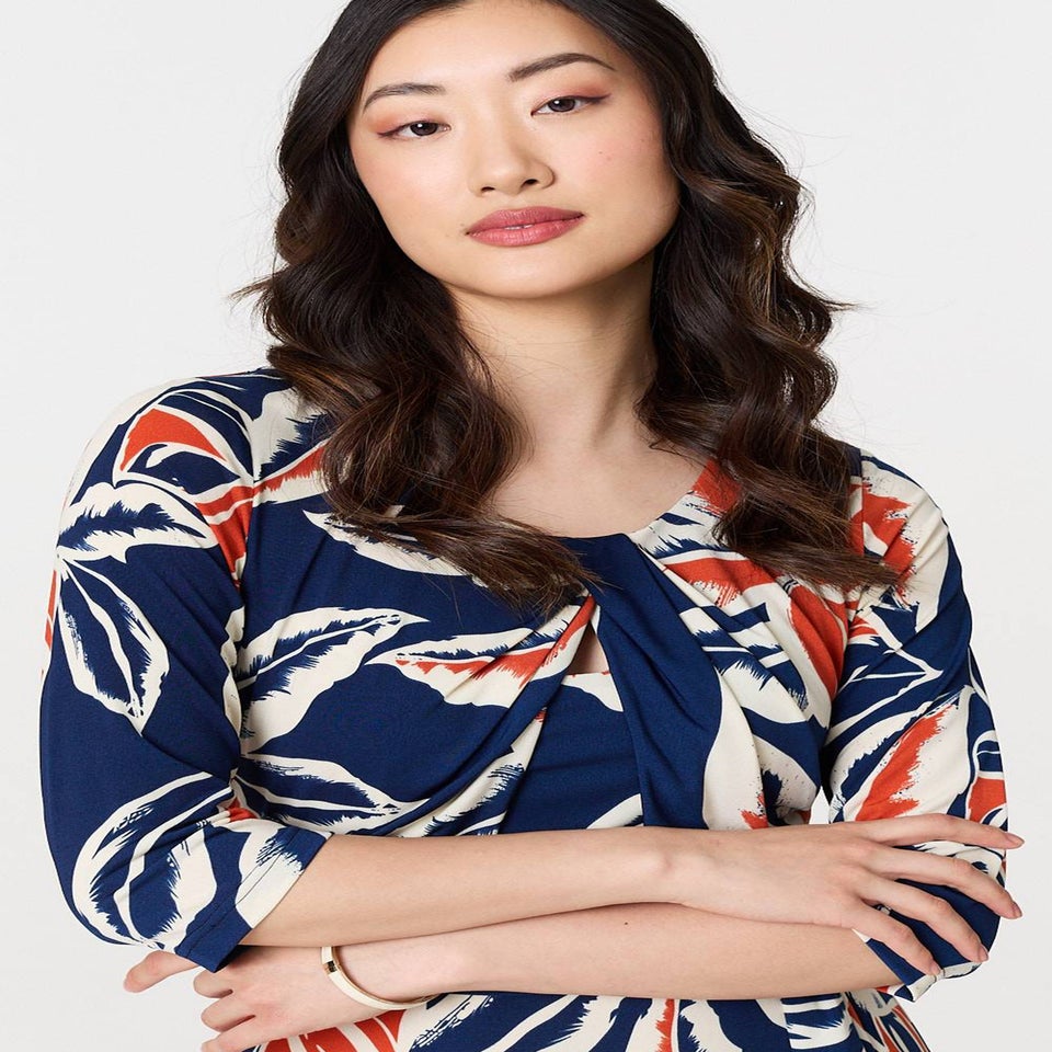 Izabel London Navy Floral Ruched 3/4 Sleeve Midi Dress