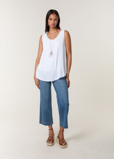 Blue Vanilla White Necklace Sleeveless Top