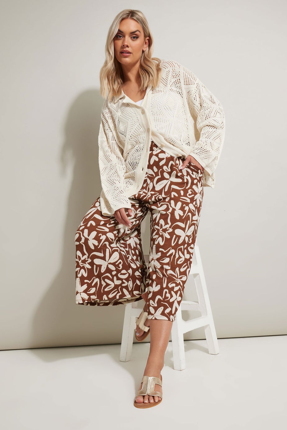 Yours Curve Brown Floral Print Textured Midaxi Culottes