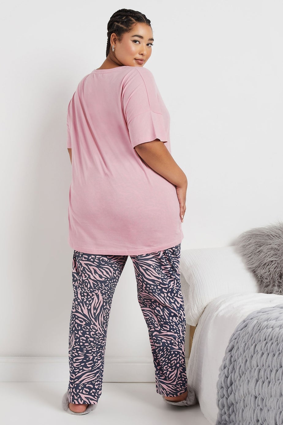 YOURS Curve Pink 'Believe' Leopard Print Pyjama Set